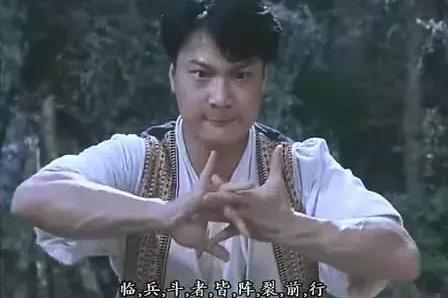 学会手势语言有多重要？比划错手势是可能会被打的