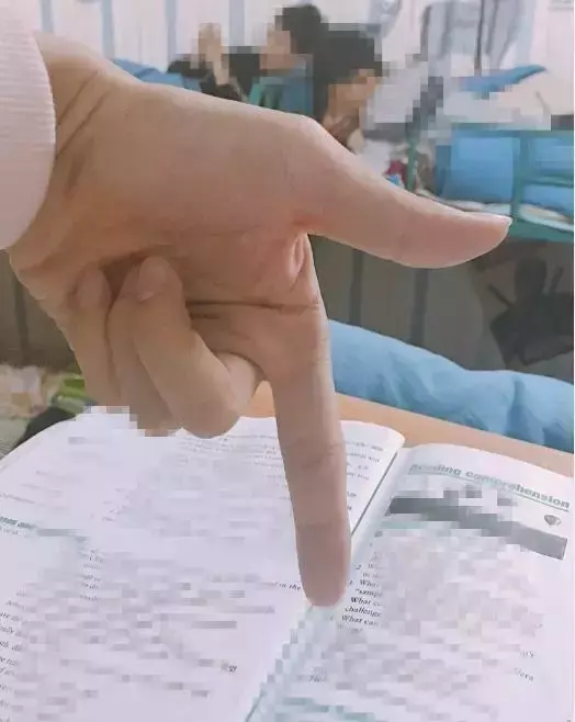 学会手势语言有多重要？比划错手势是可能会被打的