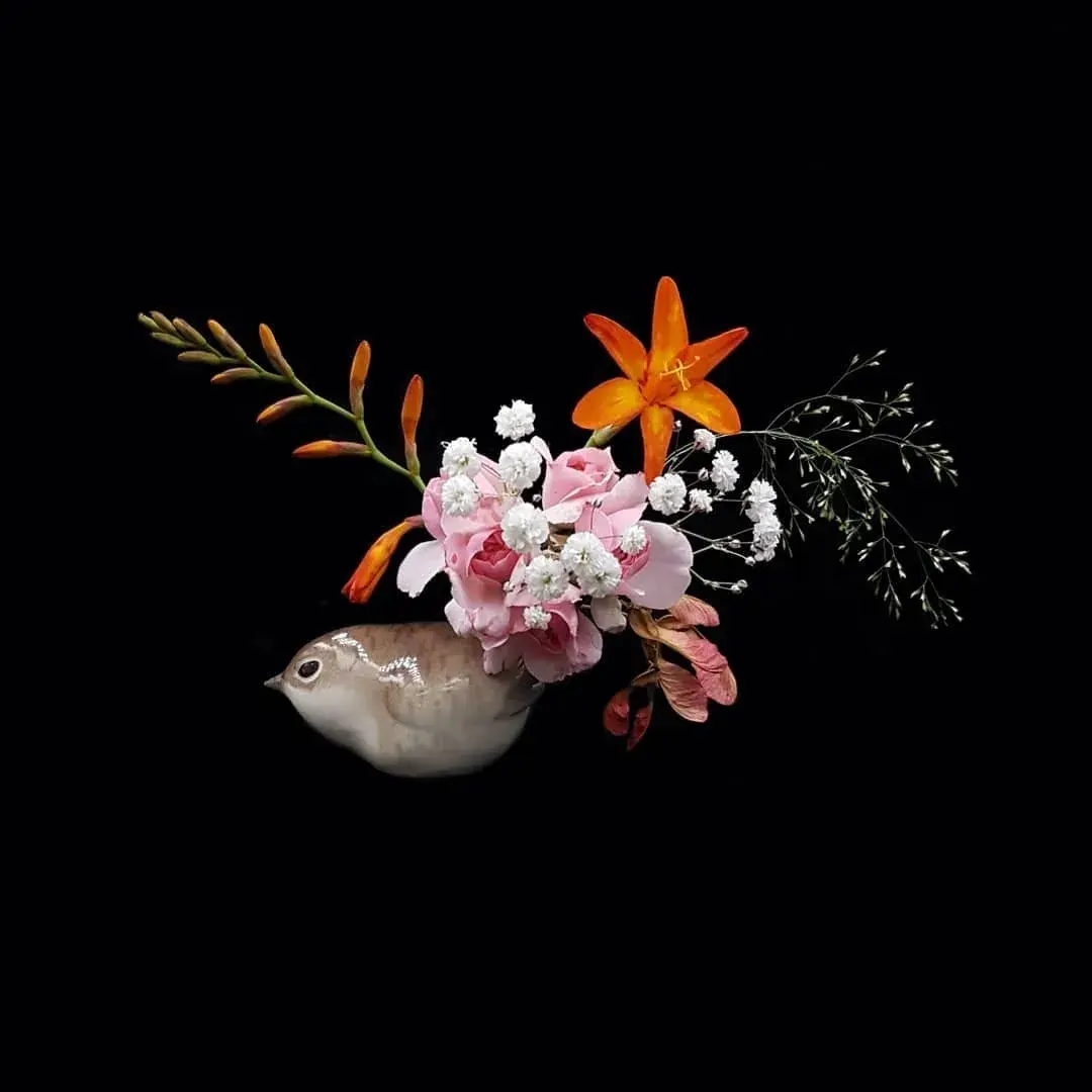 惟妙惟肖的花艺造型，时尚前卫的色彩，居然都是模仿的世界名画