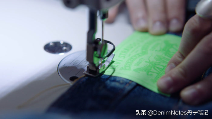 牛仔行业科技创新，引领绿色新时尚！世界首款可降解弹力牛仔布