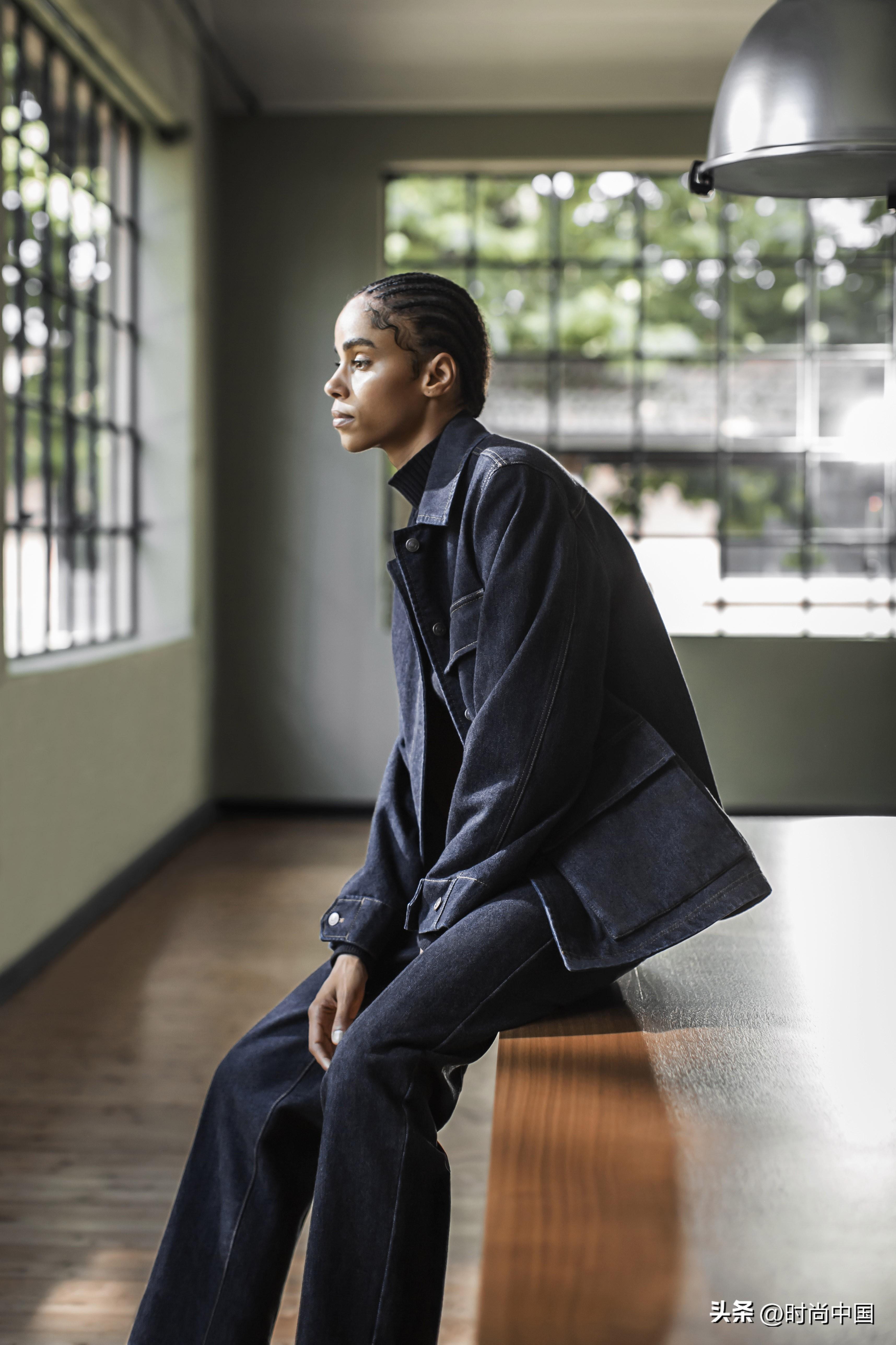 Loro Piana推出首创面料Denim Cashmere——拥有深蓝色调与独特质感