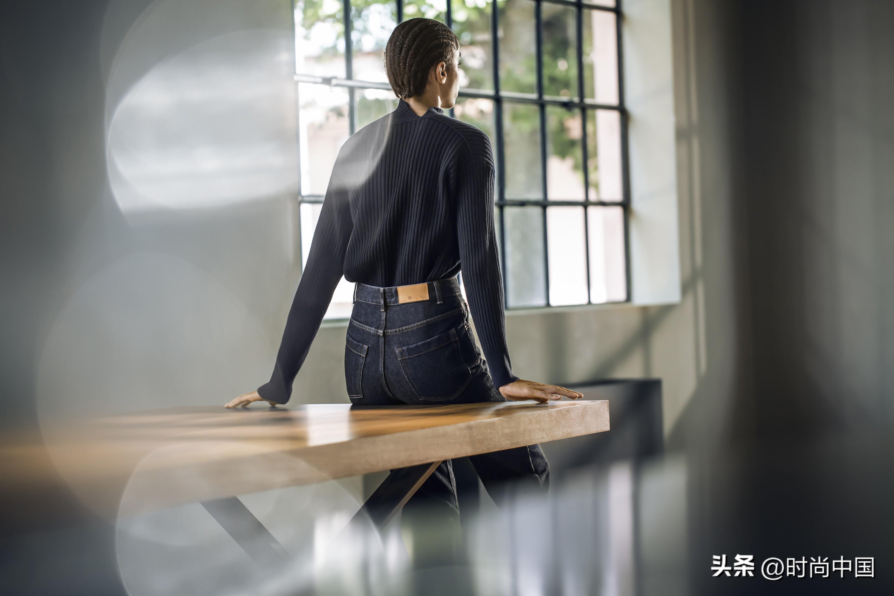 Loro Piana推出首创面料Denim Cashmere——拥有深蓝色调与独特质感