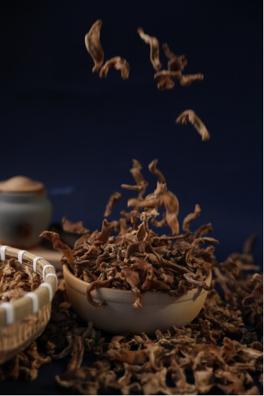 舌尖上的萧山记忆:揭秘【菜菩头】的传奇风味与历史渊源