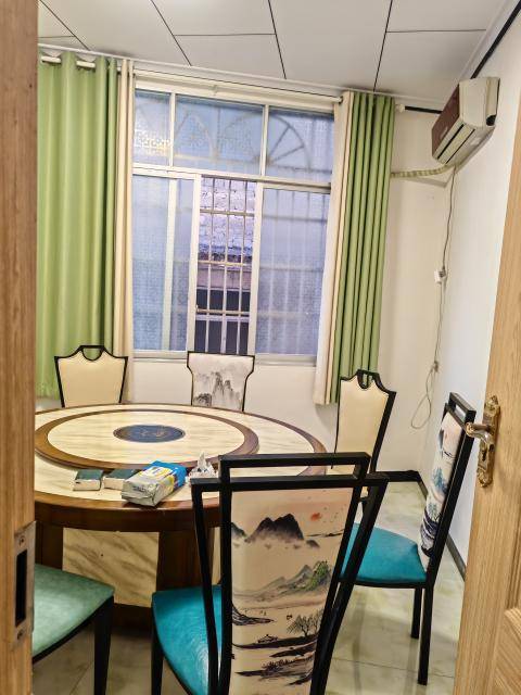 石阡县【舌尖上的美食】餐厅：小城香厨