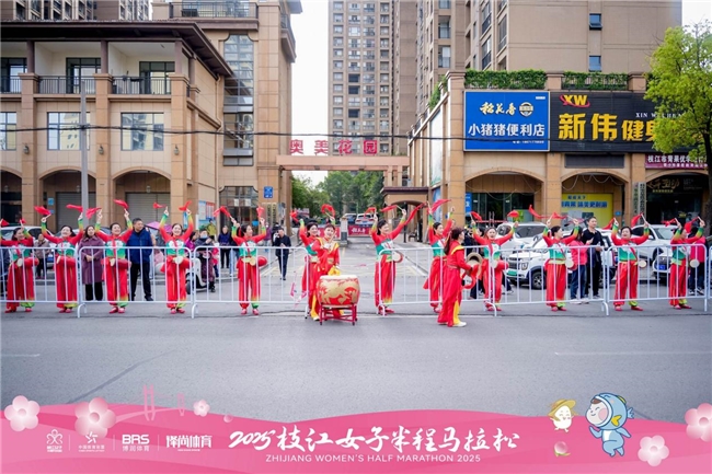 你的浮光桃影项链已到货！燃爆朋友圈九宫格