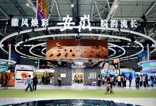 当文物遇上潮玩，凌家滩考古潮玩盲盒亮相文博会