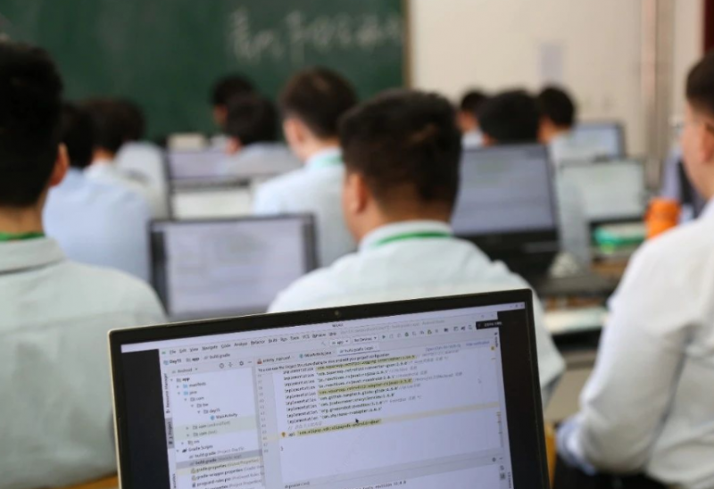 北京八维教育集团破局之道：助学子锻造不可替代的竞争力