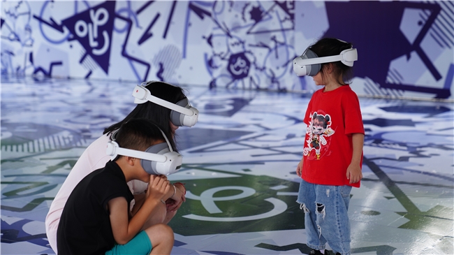 《逐梦月球》上线！VR大空间体验中国航天登月征程