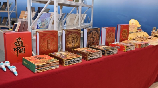 中国儿童图书销量第一：青葫芦十年“笨功夫”熬出童书2000项原创版权