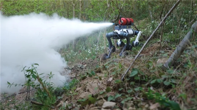 轮足机器人怎么选？从运动到场景应用，山猫M20全维度领先