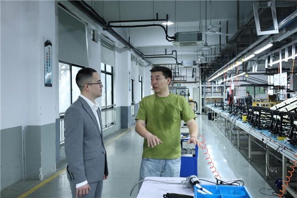 浙江脑次元科技与宁波秉航科技集团达成战略合作 共筑脑健康管理新生态