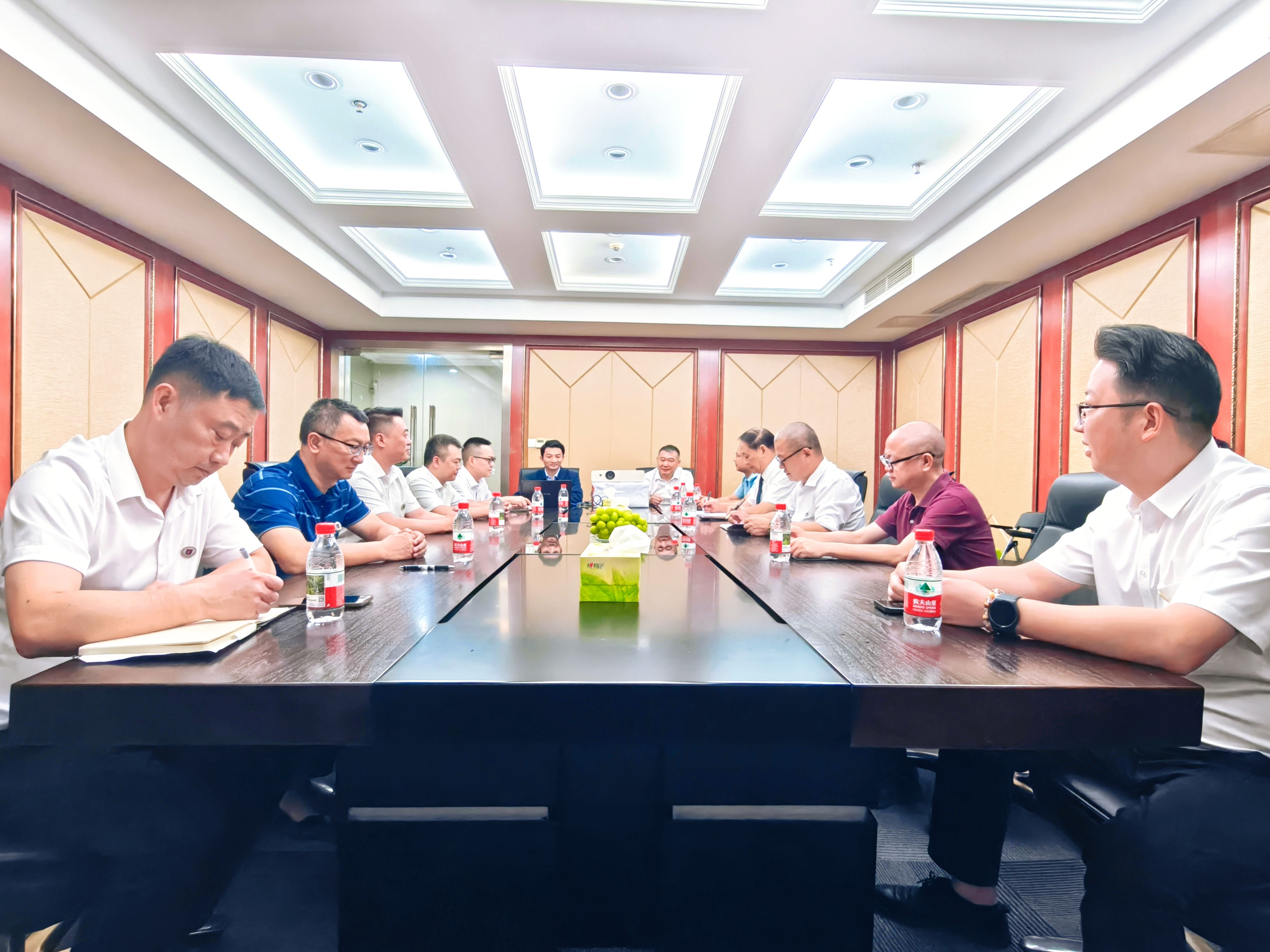 全域西南实验室重庆办事处暨纳米铜基应用中心，在两江新区正式挂牌成立