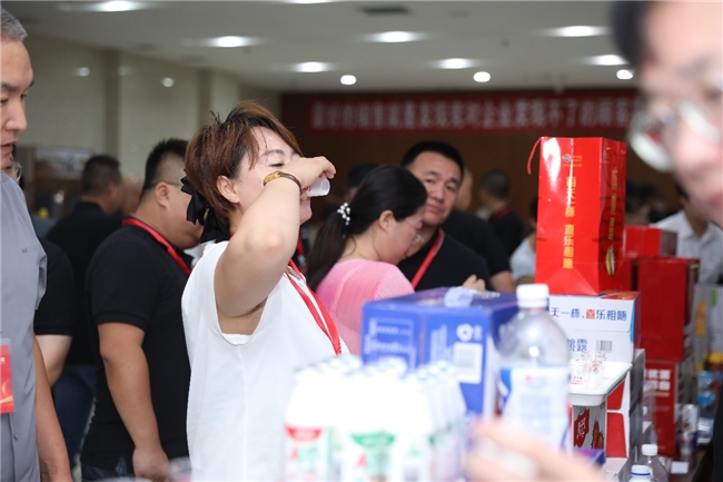 千喜鹤举办2025年经销商中秋答谢会，共谋健康食品产业新篇章