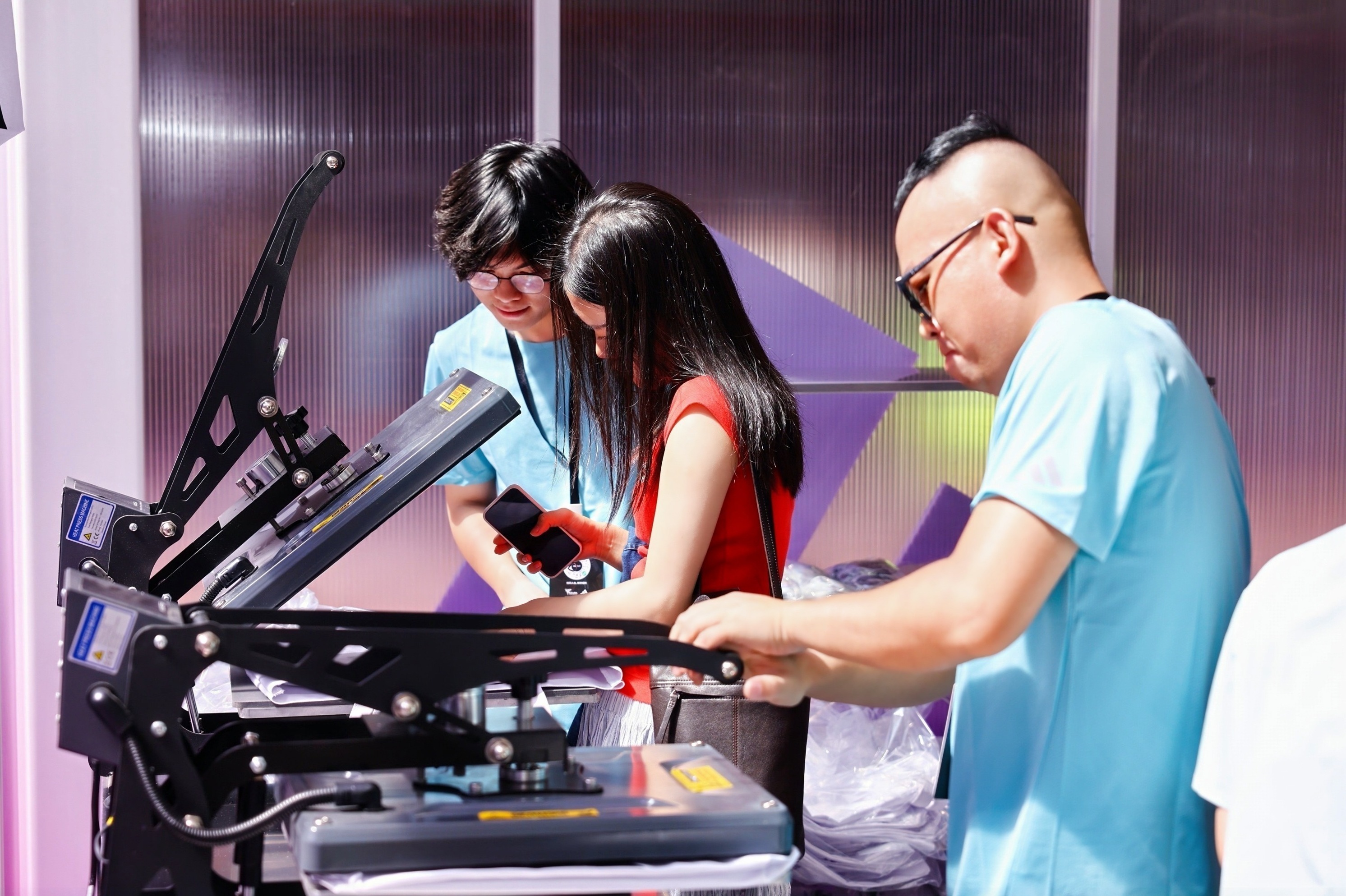 王府井集团70周年，打造北京马拉松阿迪达斯跑鞋嘉年华