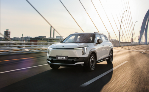 10 万级家用 SUV 新选项：东风奕派纳米 06，智能驾驶 + 超大储物空间赋能出行
