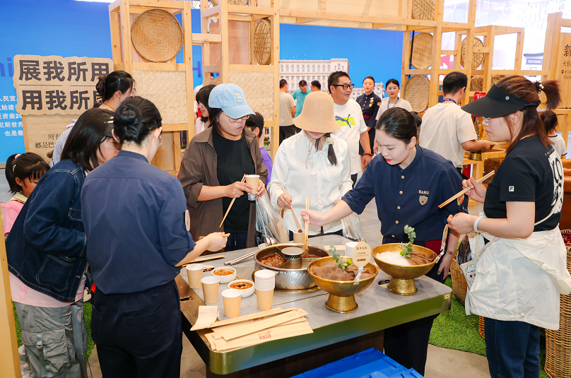 看得见的新鲜！巴奴食材展惊艳亮相地标产品博览会