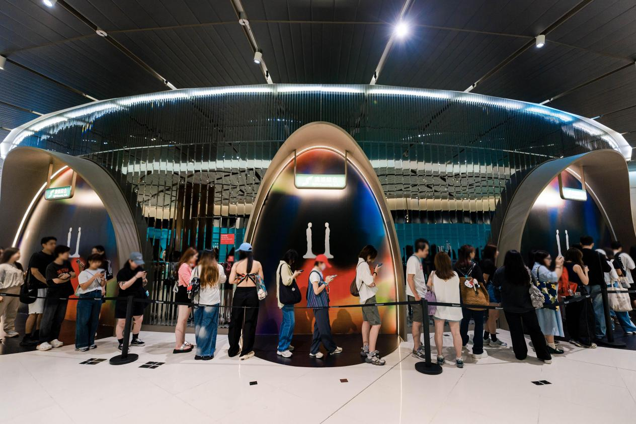 《G-DRAGON MEDIA EXHIBITION : Übermensch》澳门站盛大启幕  艺术热潮席卷上葡京