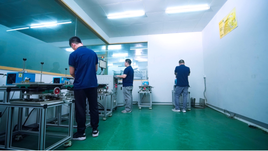 华信人咨询：金羚B8窗墙式排气扇全国销量第一