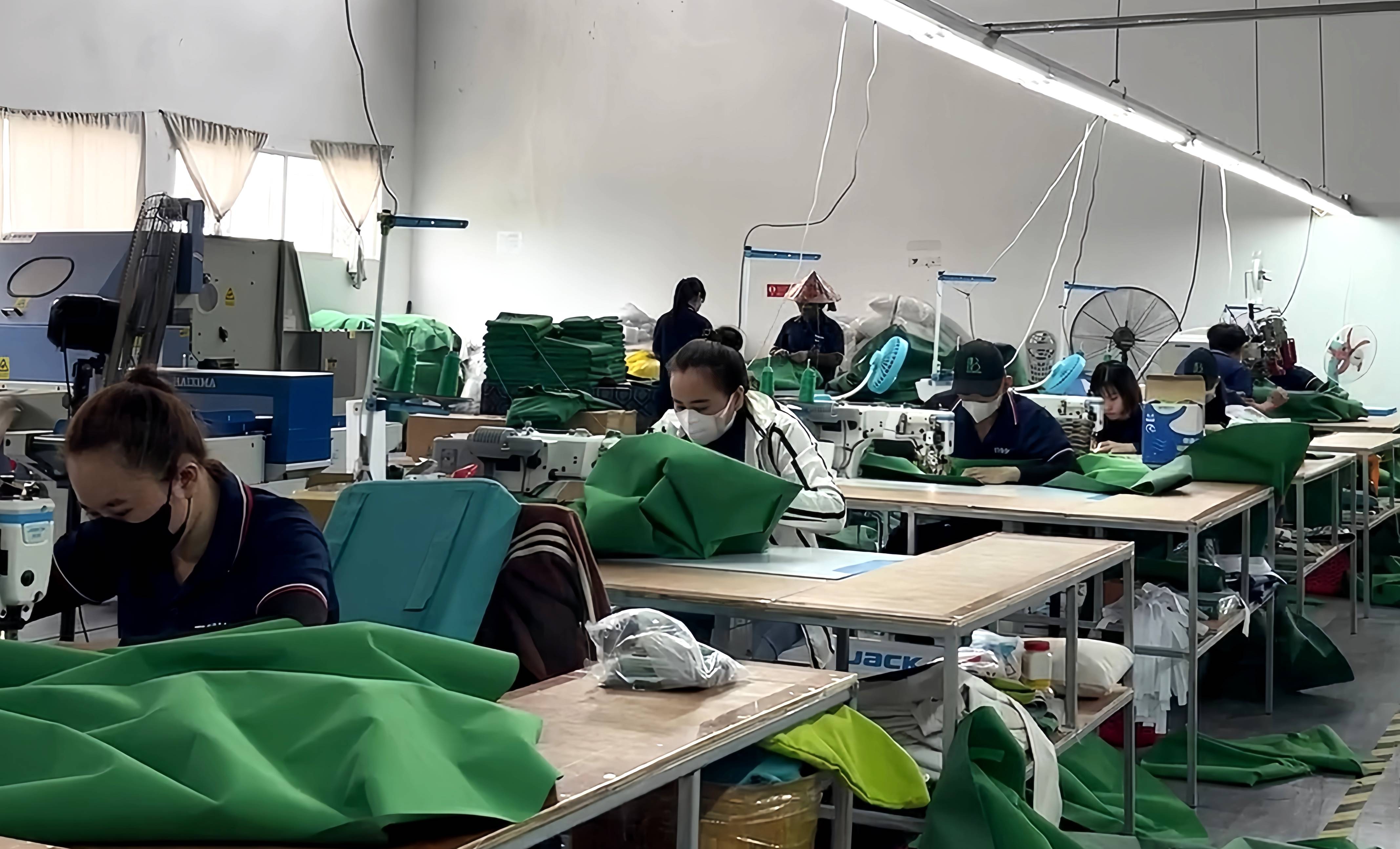 嘉鹏户外家具双基地产能格局成型 全球化服务能力再升级
