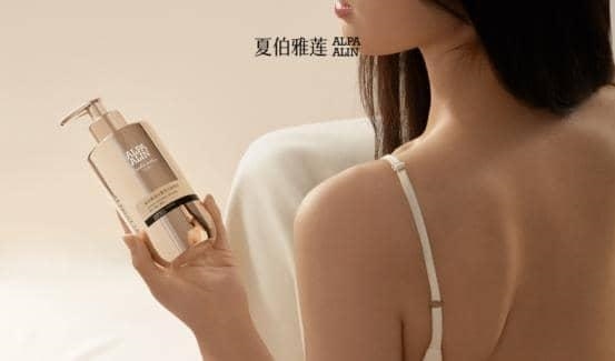 从“销量第一”到“标准定义者”：夏伯雅莲如何重新定义东方奢护天花板