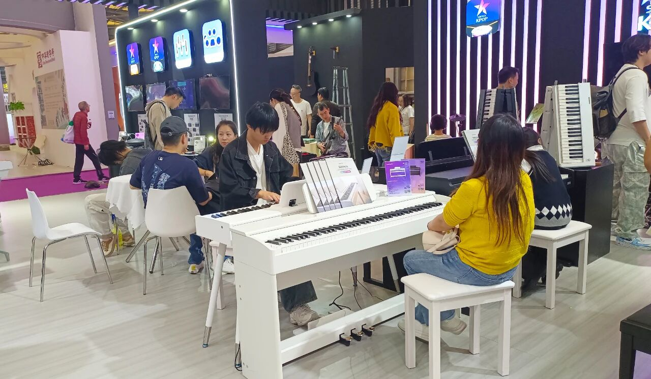 上海乐器展圆满收官，SAMICK 以数字智能破局，引领乐器行业科技赋能新潮流