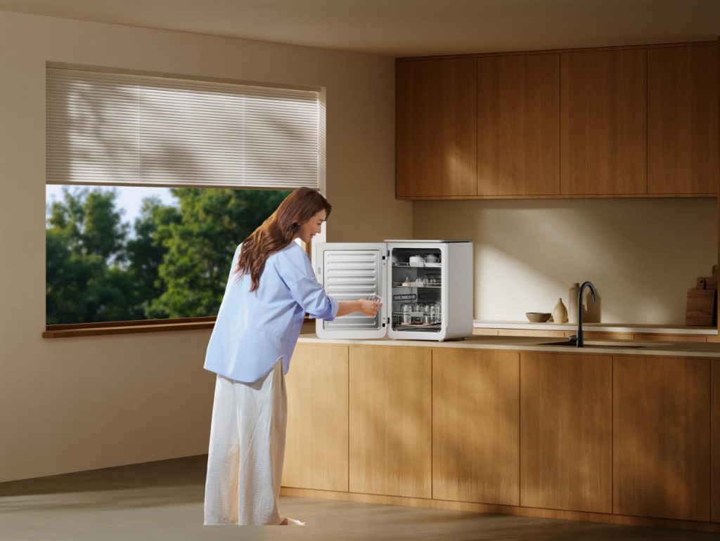 米家智能消毒机，轻音新体验，静享好时光