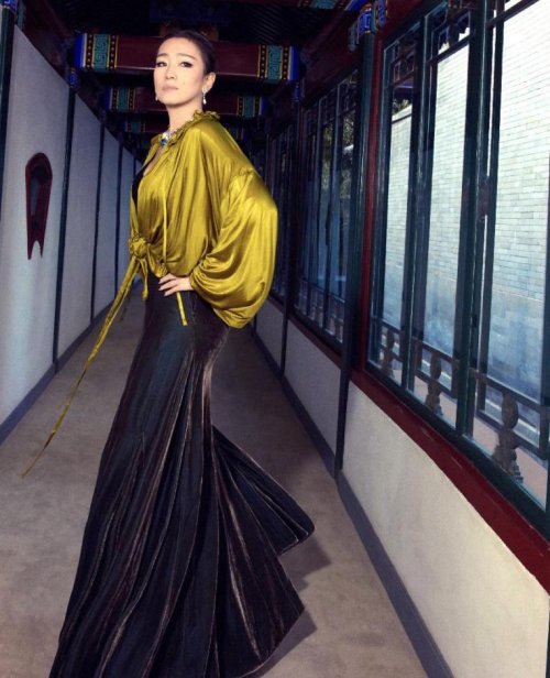 平衡的艺术：巩俐与卡地亚的美学对话